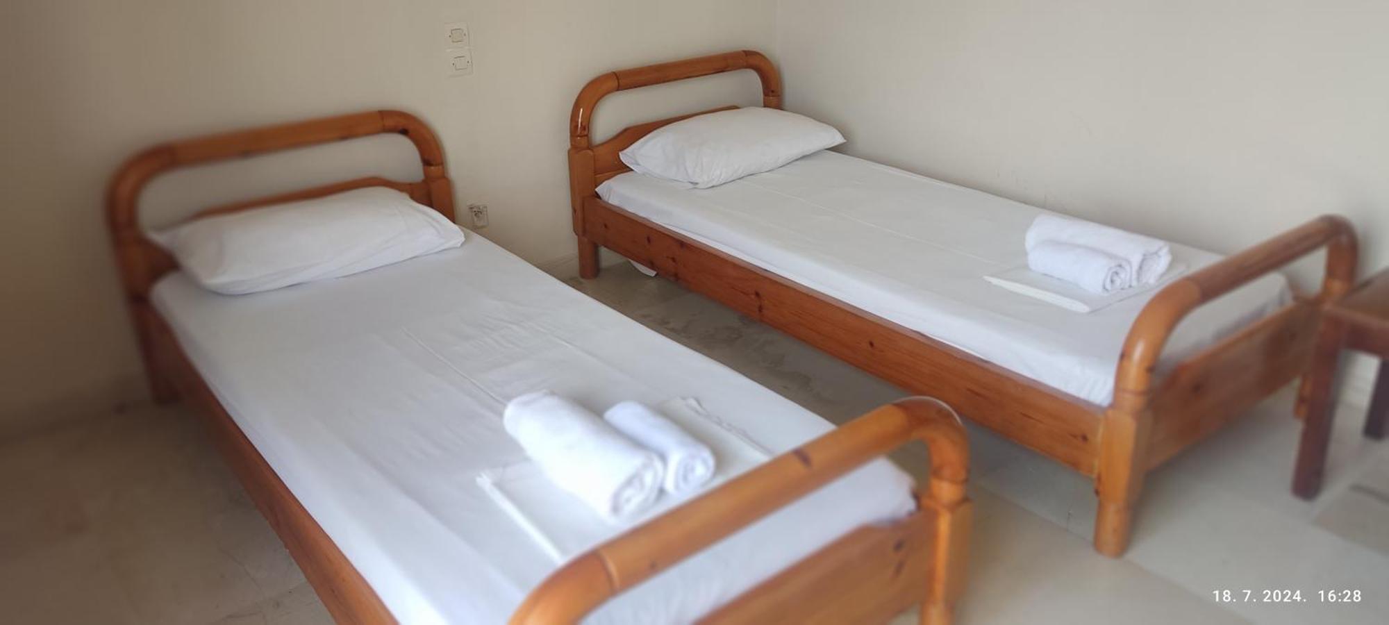 Pantheon Hall Hotel Mesongi Ngoại thất bức ảnh