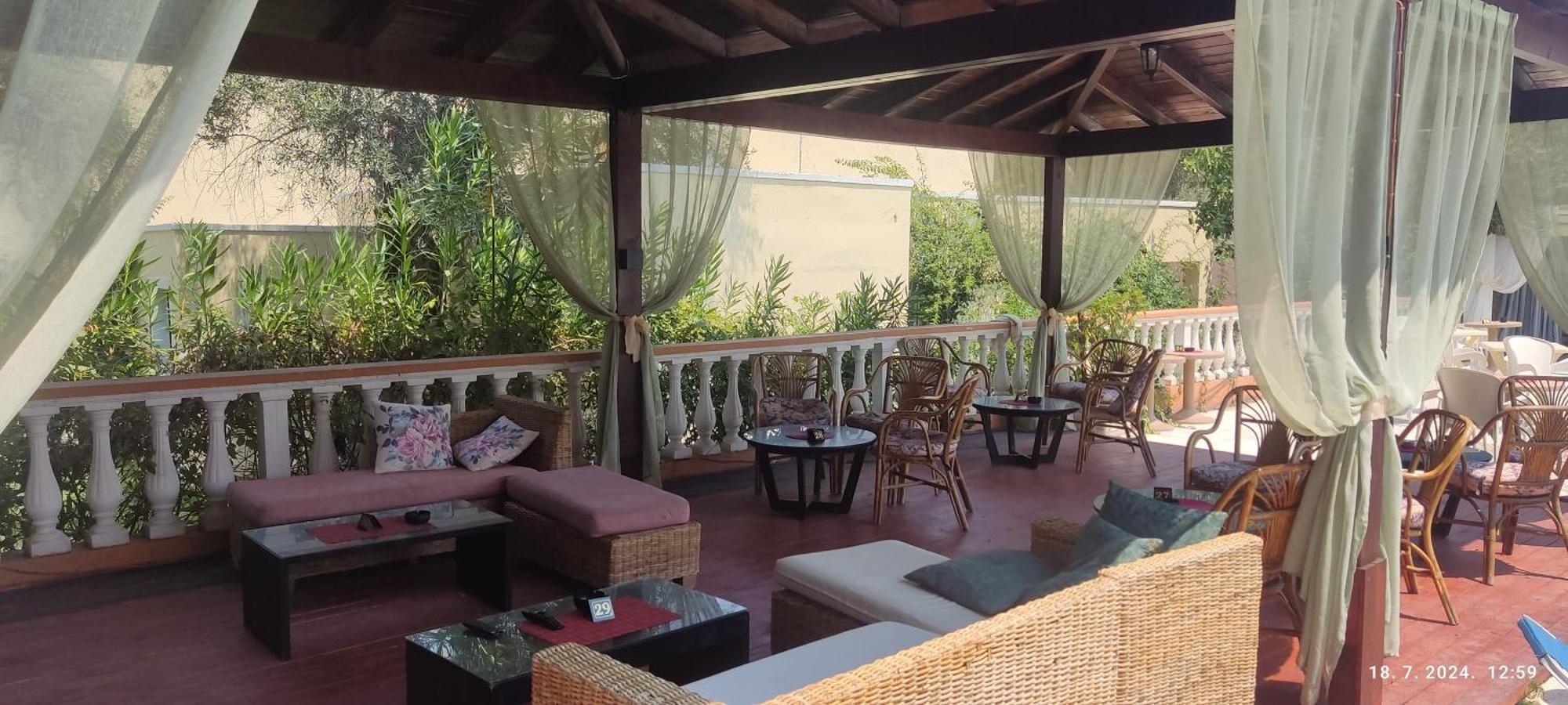 Pantheon Hall Hotel Mesongi Ngoại thất bức ảnh