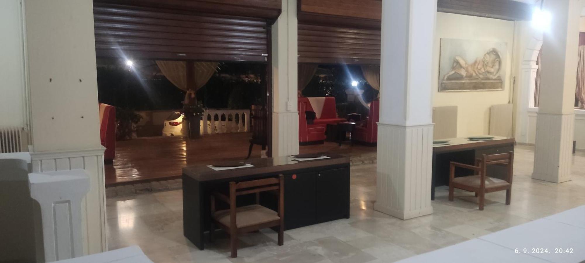 Pantheon Hall Hotel Mesongi Ngoại thất bức ảnh