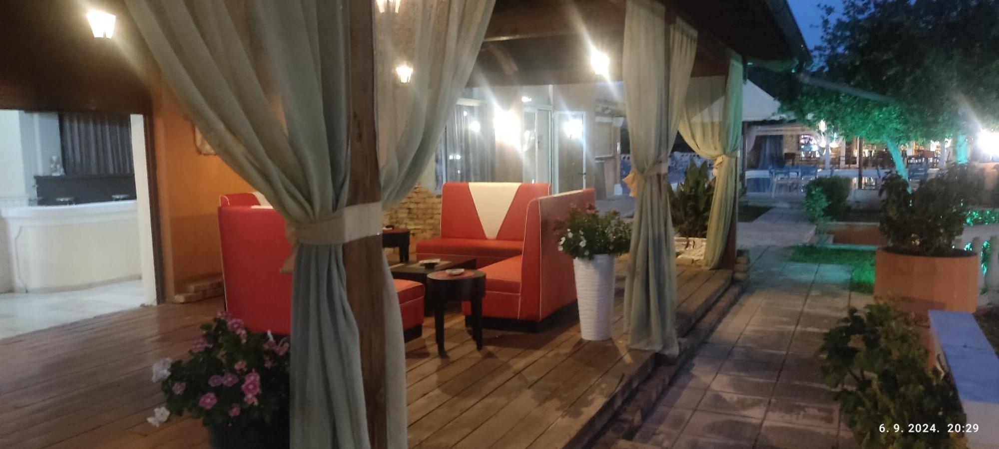 Pantheon Hall Hotel Mesongi Ngoại thất bức ảnh