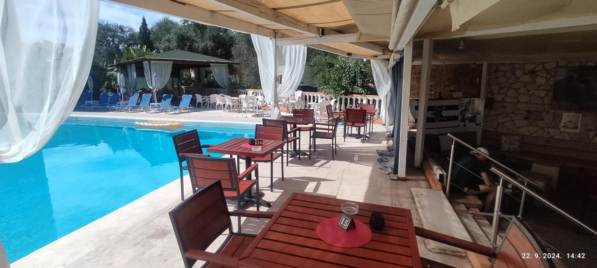 Pantheon Hall Hotel Mesongi Ngoại thất bức ảnh